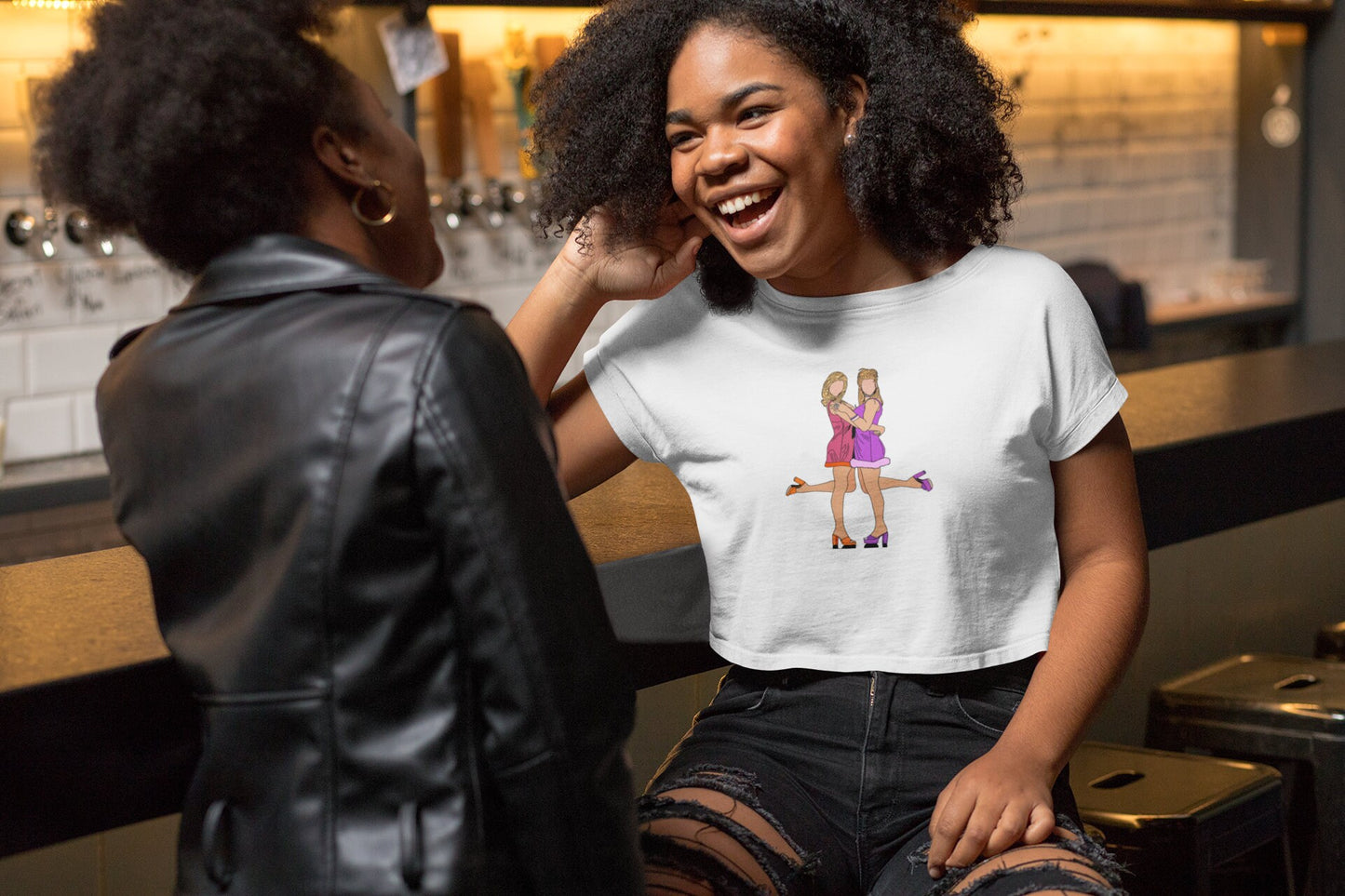 Romy and Michele's High School Reunion Crop Top Tshirt in White. Mira Sorvino as Romy White and Lisa Kudrow as Michele Weinberger in Romy and Michele's High School Reunion 90s Movie