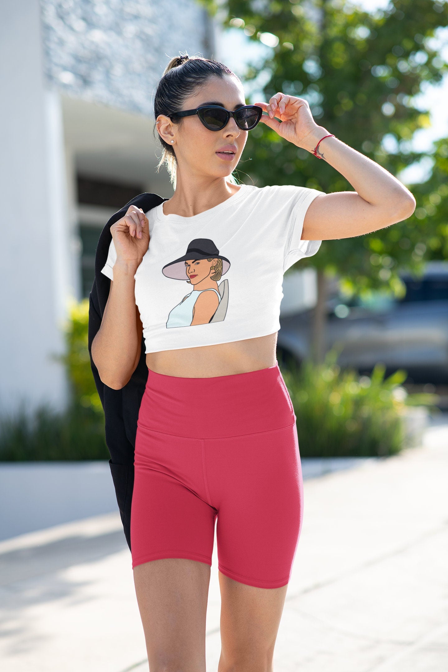 Meredith Blake Crop