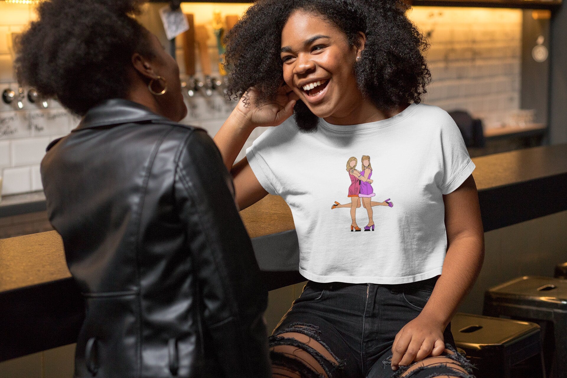 Romy and Michele's High School Reunion Crop Top Tshirt in White. Mira Sorvino as Romy White and Lisa Kudrow as Michele Weinberger in Romy and Michele's High School Reunion 90s Movie